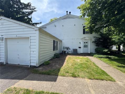 7294 Foxmill Road Mentor OH 44060