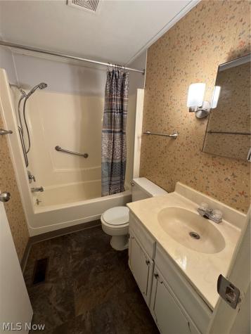 7294 Foxmill Road Mentor OH 44060