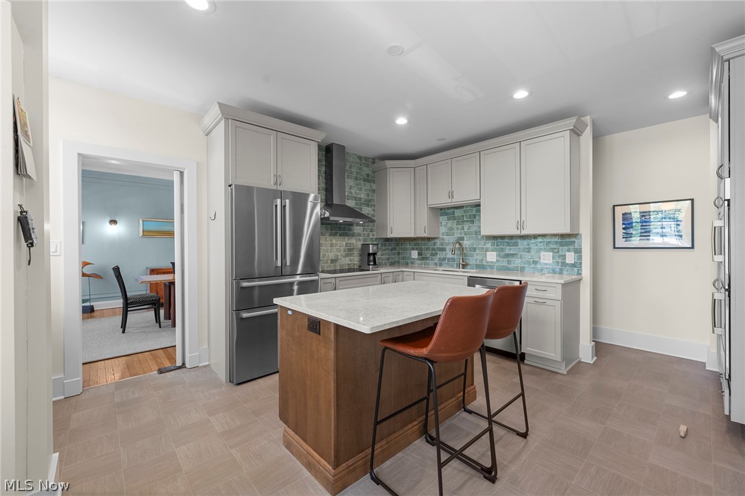 12546 Cedar Road Cleveland Heights OH 44106