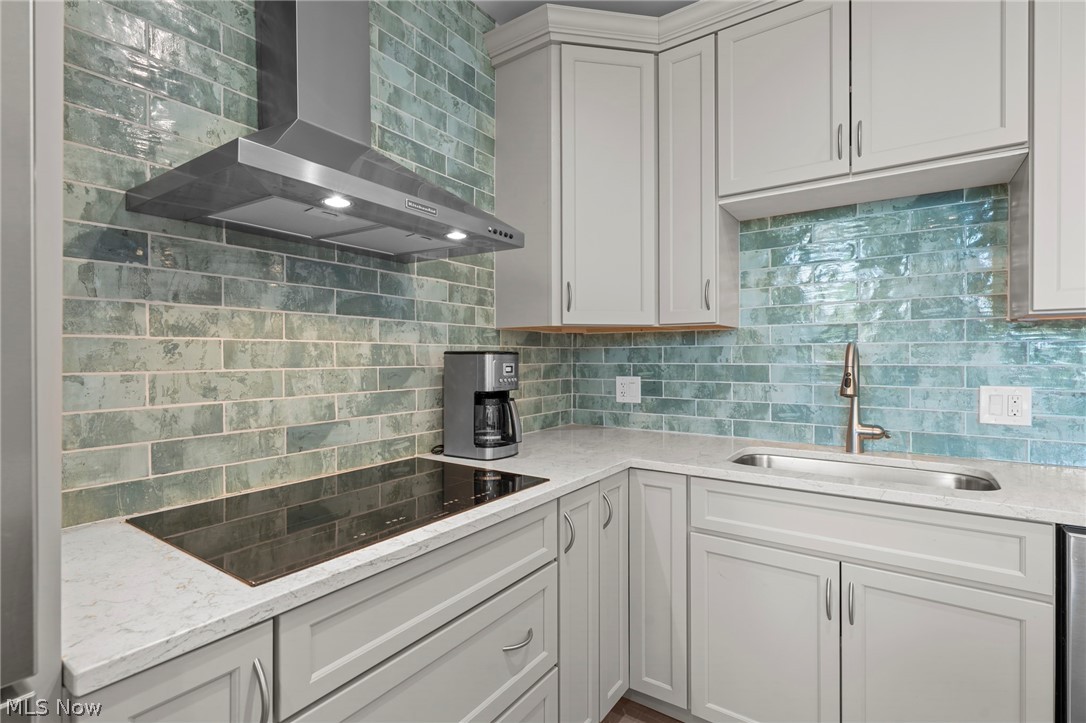12546 Cedar Road Cleveland Heights OH 44106