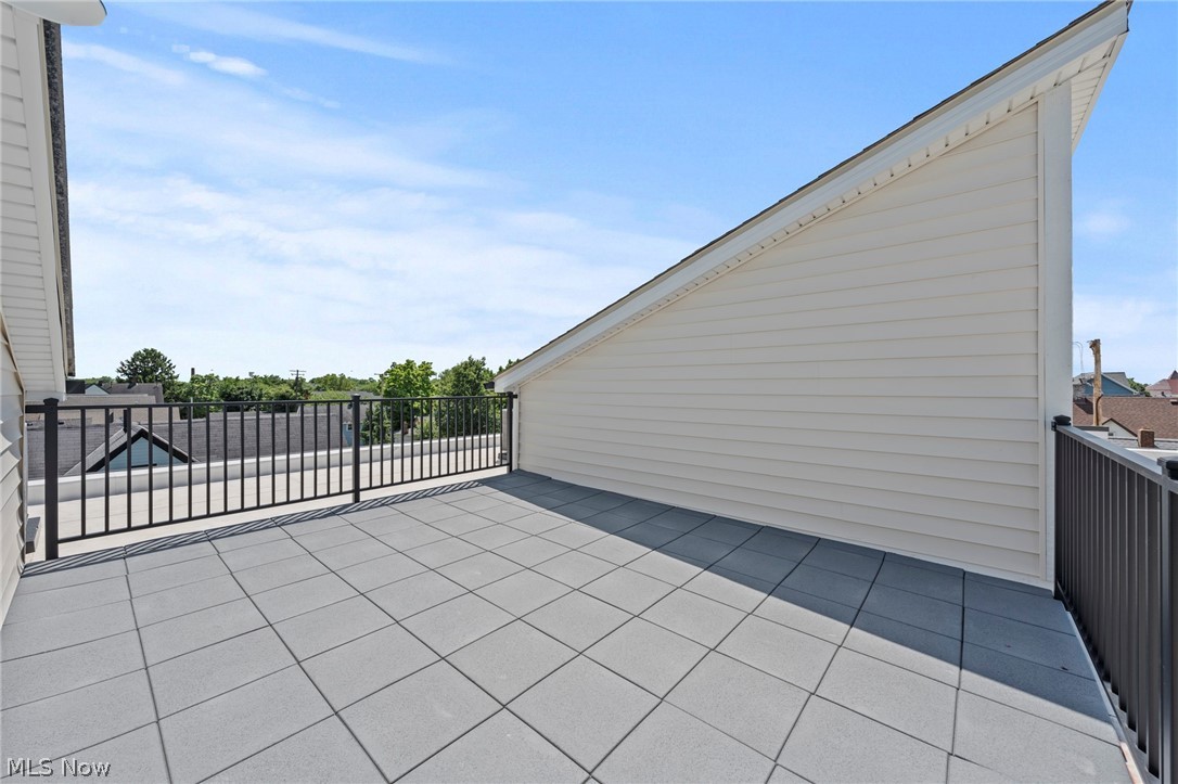 1922 W 47th Avenue Cleveland OH 44102