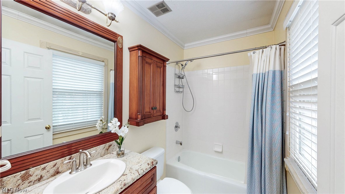 6794 Chaffee Court Brecksville OH 44141