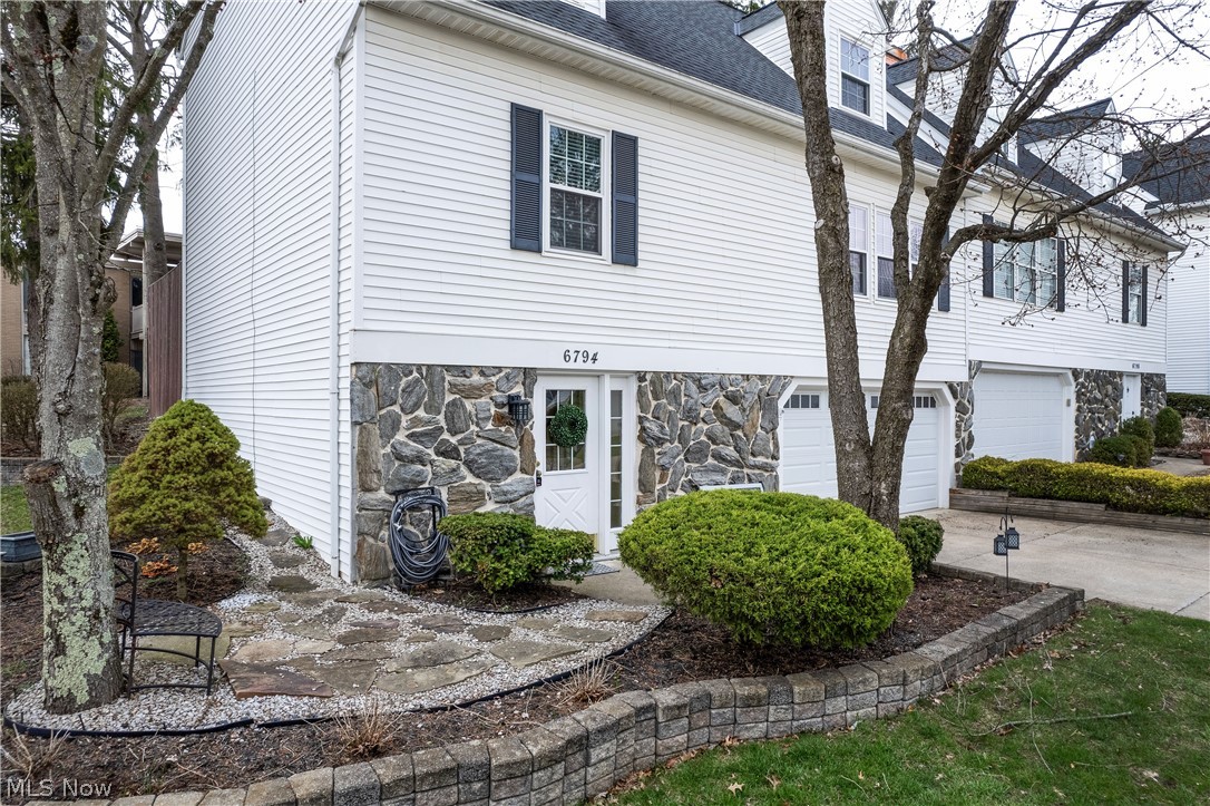 6794 Chaffee Court Brecksville OH 44141