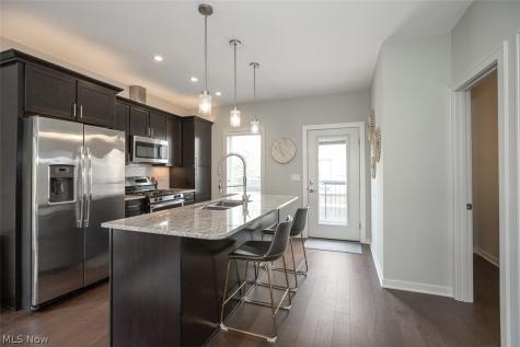 29 Atterbury Boulevard Hudson OH 44236