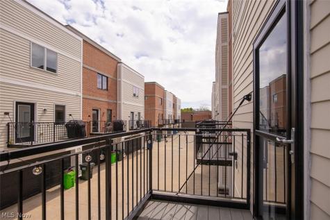 29 Atterbury Boulevard Hudson OH 44236