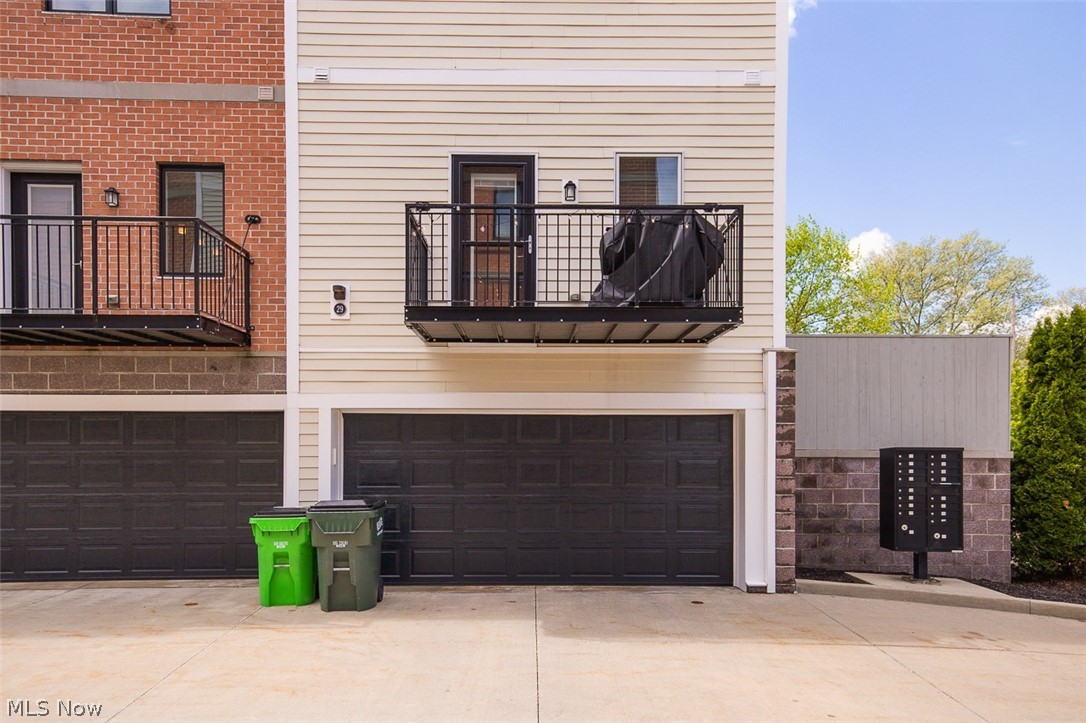 29 Atterbury Boulevard Hudson OH 44236