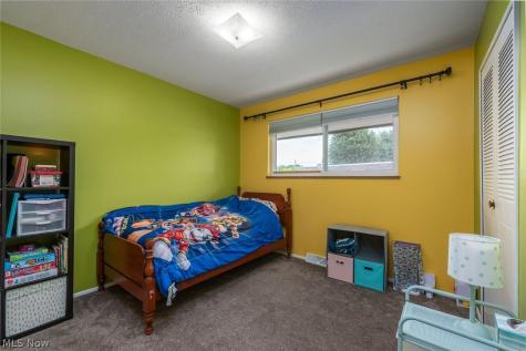 21834 River Oaks Drive Rocky River OH 44116
