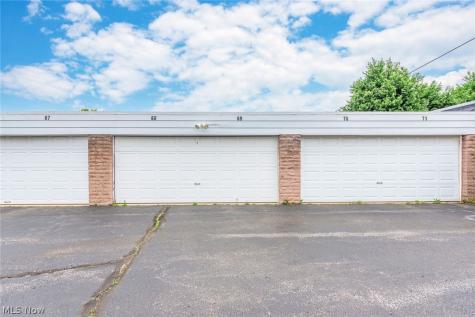 21834 River Oaks Drive Rocky River OH 44116