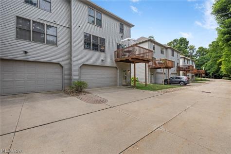 20724 Detroit Road Rocky River OH 44116