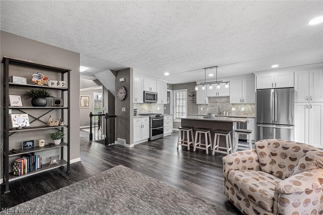 20724 Detroit Road Rocky River OH 44116