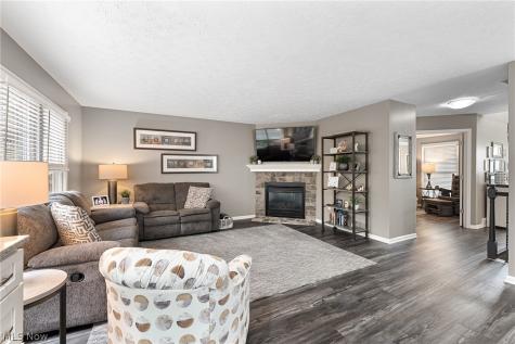 20724 Detroit Road Rocky River OH 44116