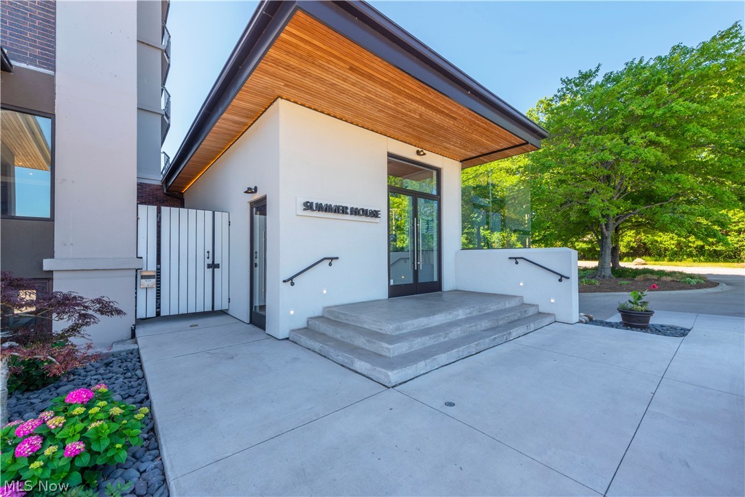 12900 Lake Avenue Lakewood OH 44107