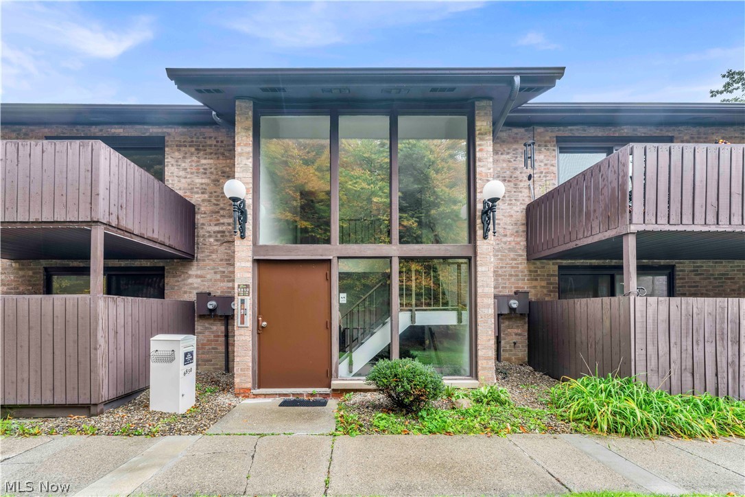 6850 Carriage Hill Drive Brecksville OH 44141