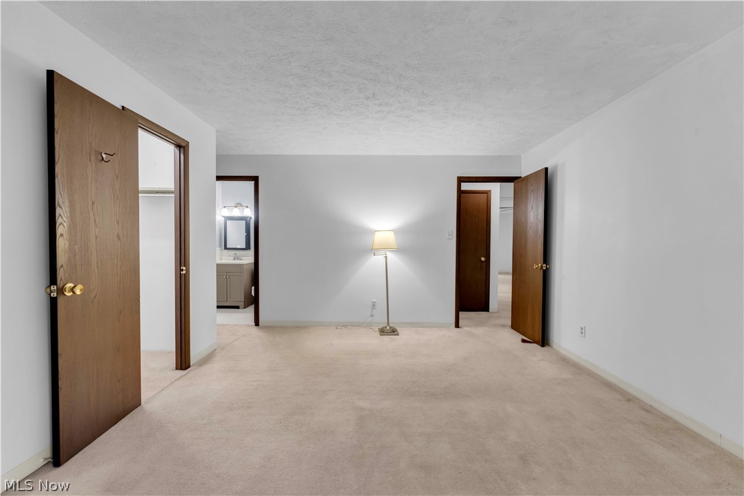 6850 Carriage Hill Drive Brecksville OH 44141