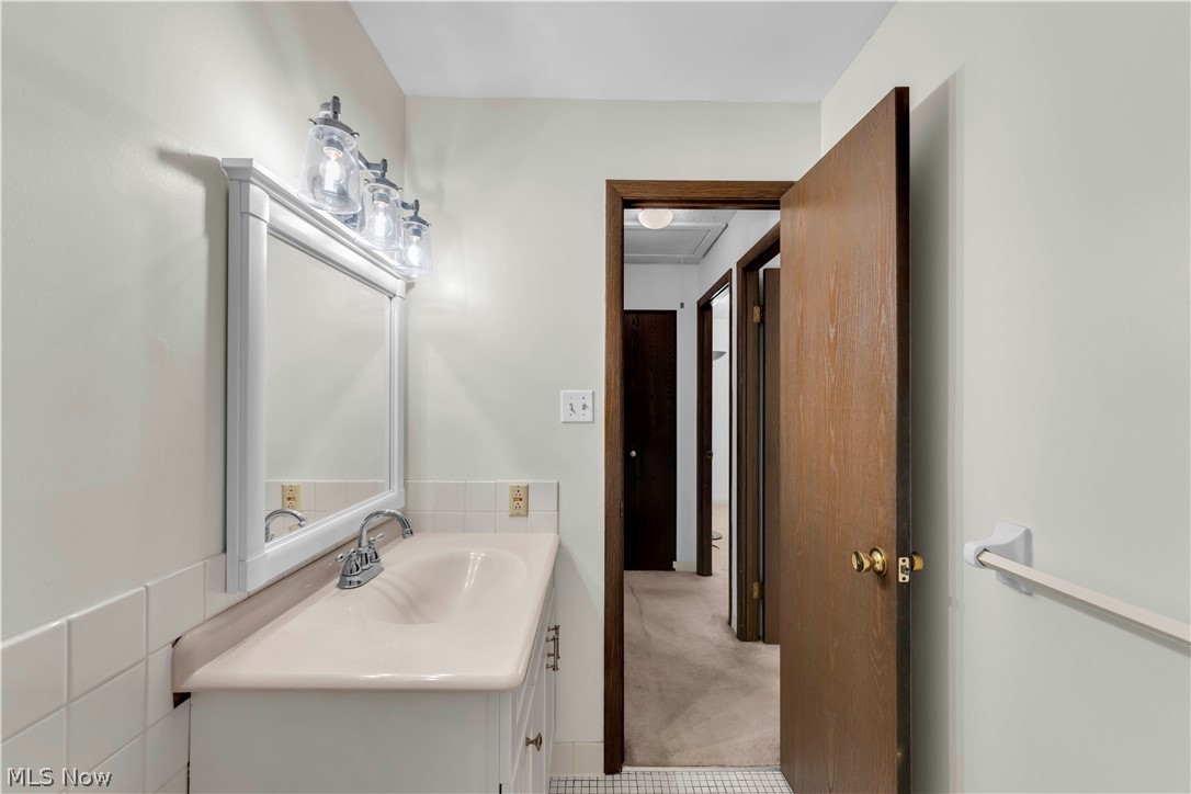 6850 Carriage Hill Drive Brecksville OH 44141