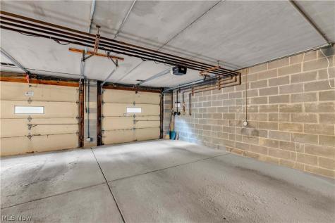 6850 Carriage Hill Drive Brecksville OH 44141