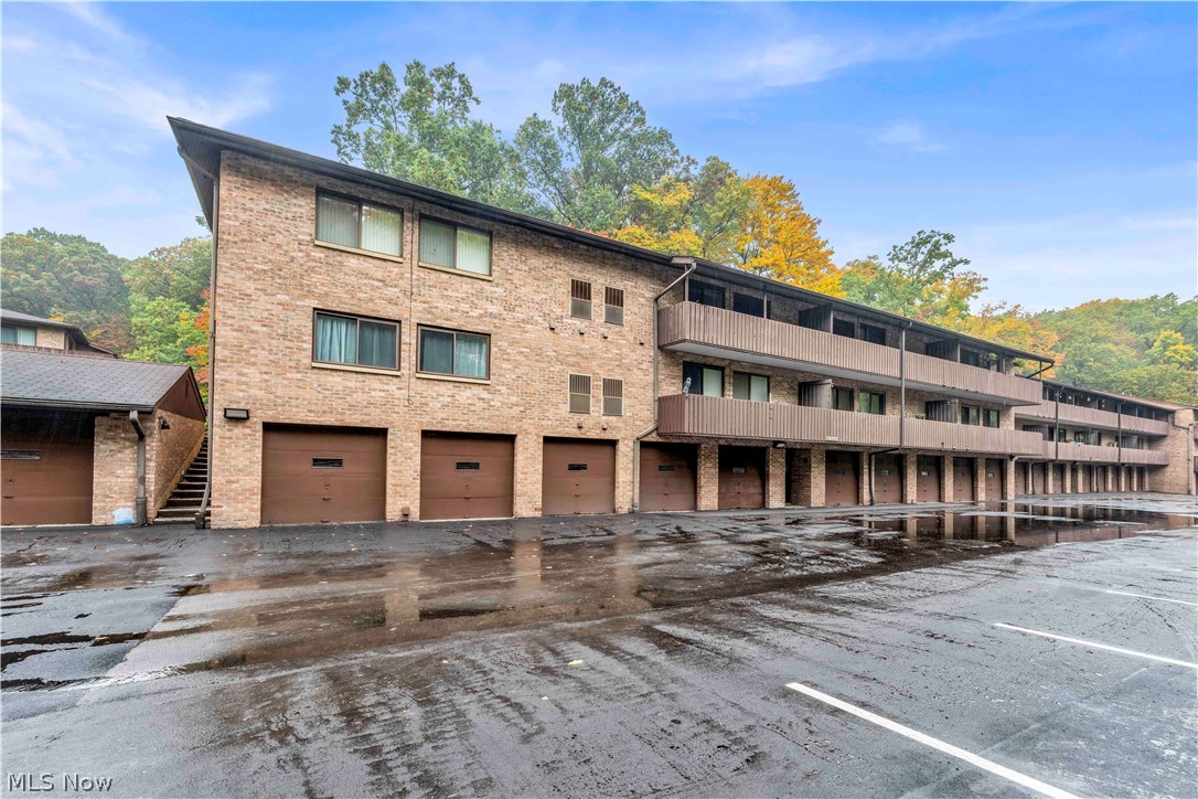 6850 Carriage Hill Drive Brecksville OH 44141