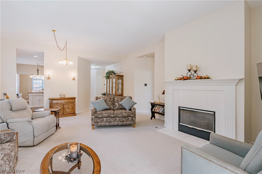 722 Woodlake Drive Aurora OH 44202