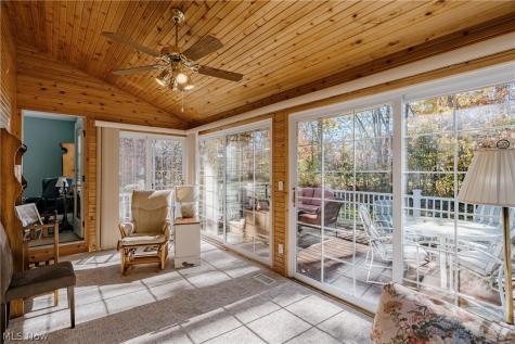 722 Woodlake Drive Aurora OH 44202
