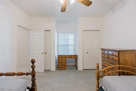 722 Woodlake Drive Aurora OH 44202