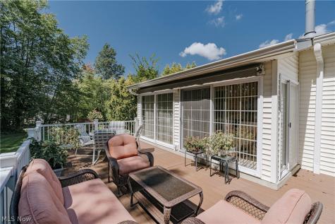 722 Woodlake Drive Aurora OH 44202