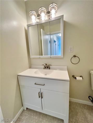 14567 Madison Avenue Lakewood OH 44107