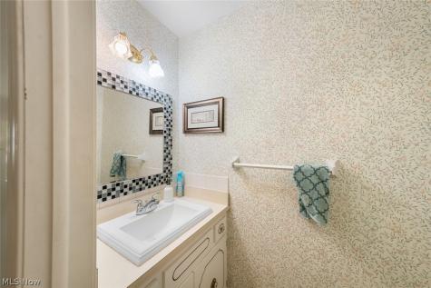 21028 Reserve Court Fairview Park OH 44126