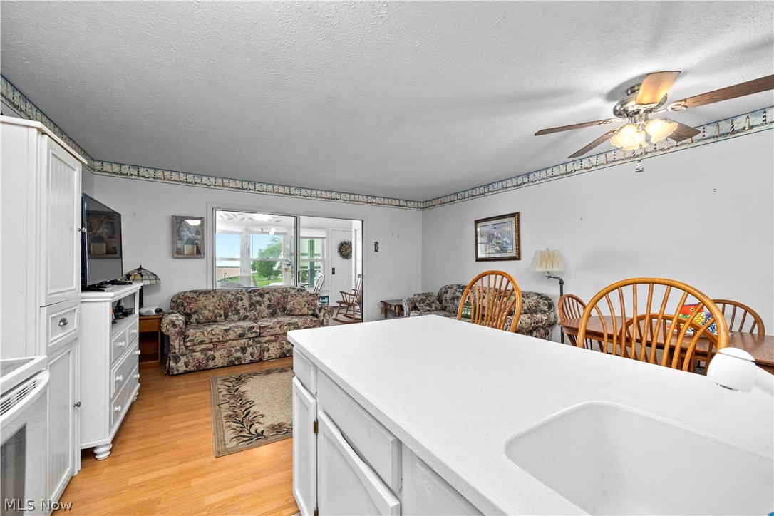 216 W Lakeshore Drive Port Clinton OH 43452