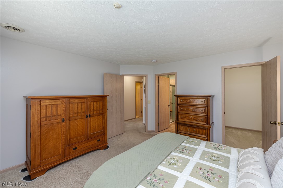 1055 North Jefferson Street Medina OH 44256