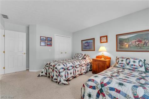 6859 Hidden Lake Trail Brecksville OH 44141