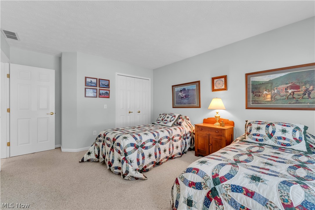 6859 Hidden Lake Trail Brecksville OH 44141