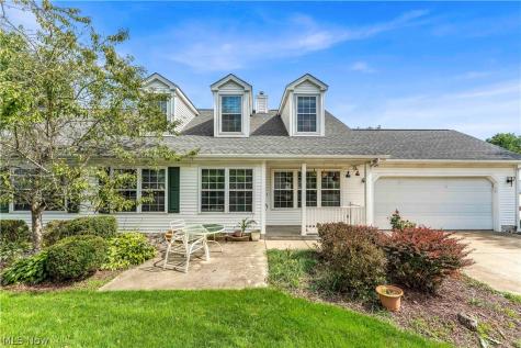 6859 Hidden Lake Trail Brecksville OH 44141