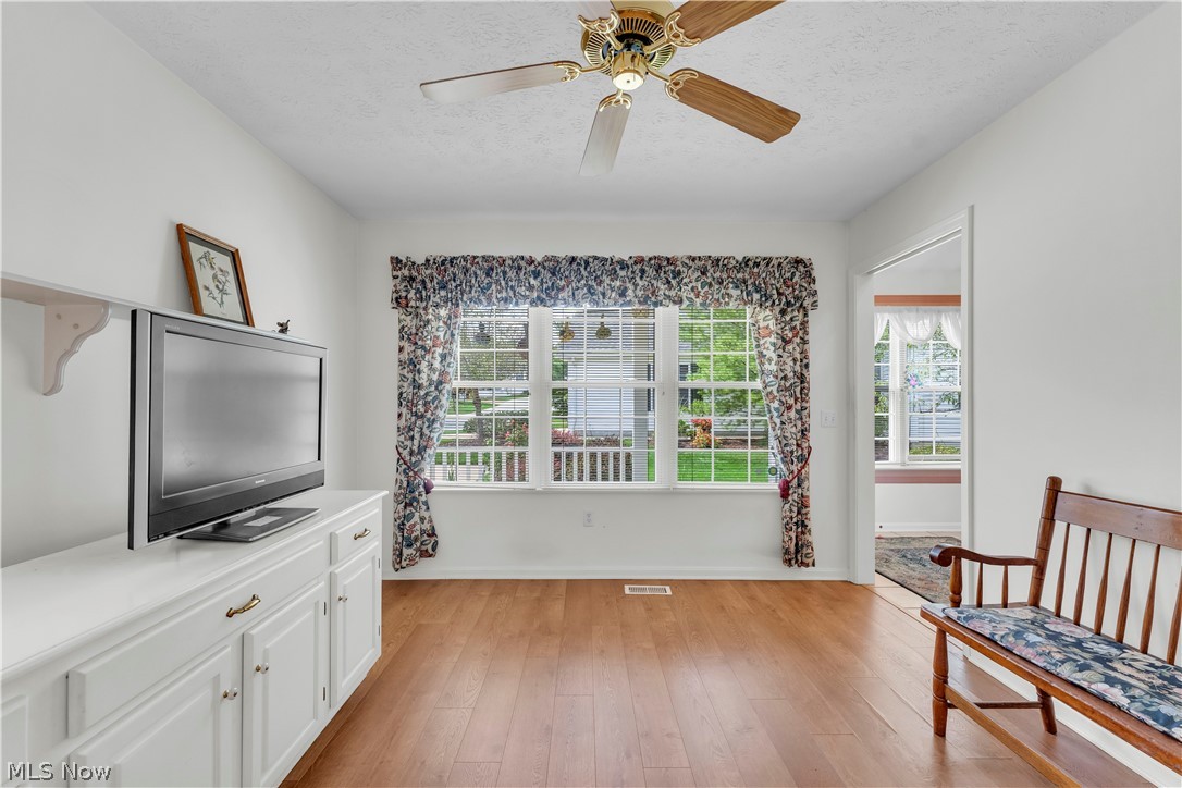 6859 Hidden Lake Trail Brecksville OH 44141