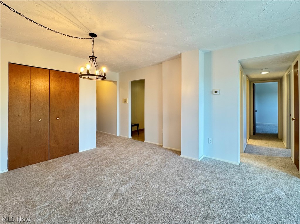 15555 Hilliard Road Lakewood OH 44107