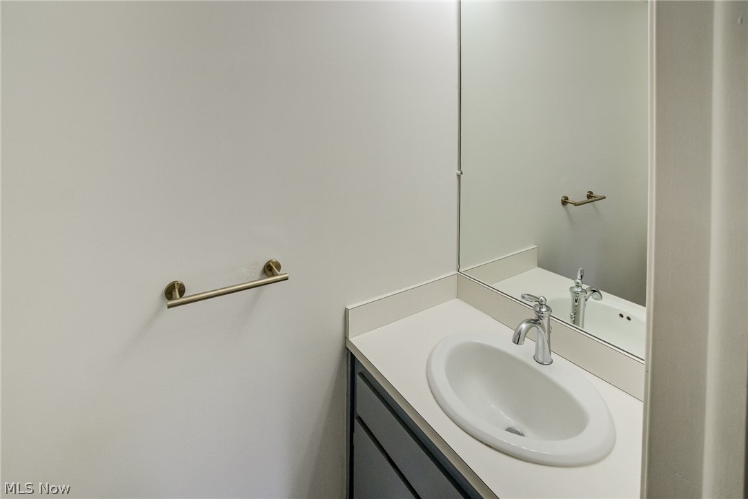 32766 Washington Court Solon OH 44139