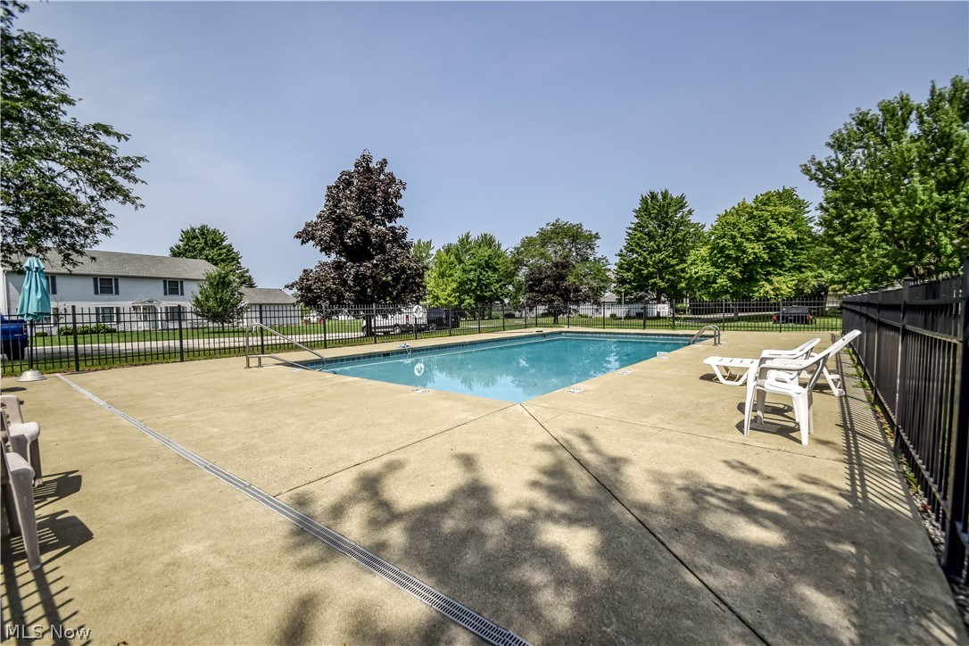 551 Heritage Square Jefferson OH 44047