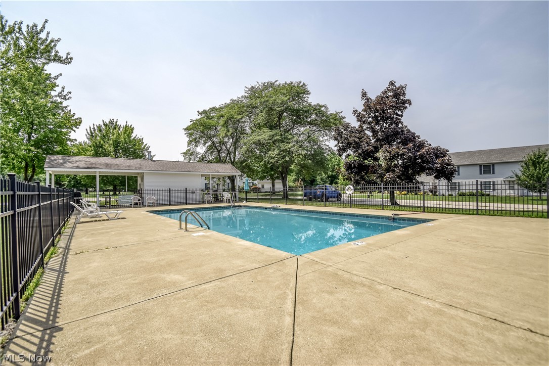 551 Heritage Square Jefferson OH 44047