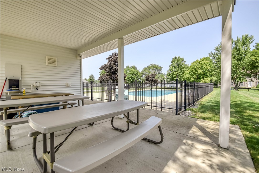 551 Heritage Square Jefferson OH 44047