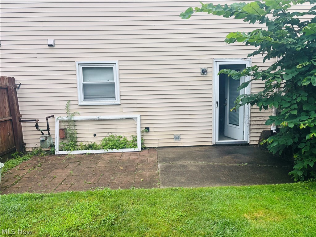 406 Maplebrook Drive Painesville OH 44077