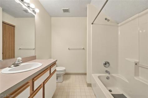 4035 Villas Drive Stow OH 44224