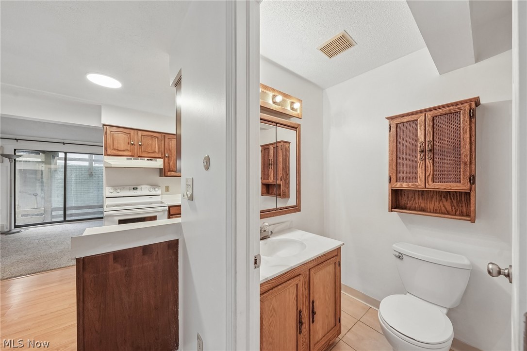 1583 Treetop Trail Akron OH 44313