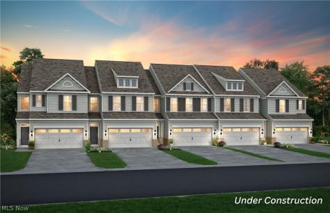 945-4 Memory Lane Aurora OH 44202