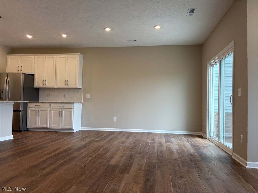 945-4 Memory Lane Aurora OH 44202