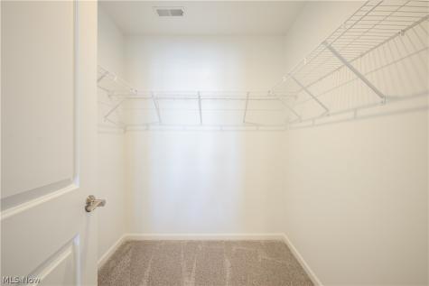 945-4 Memory Lane Aurora OH 44202