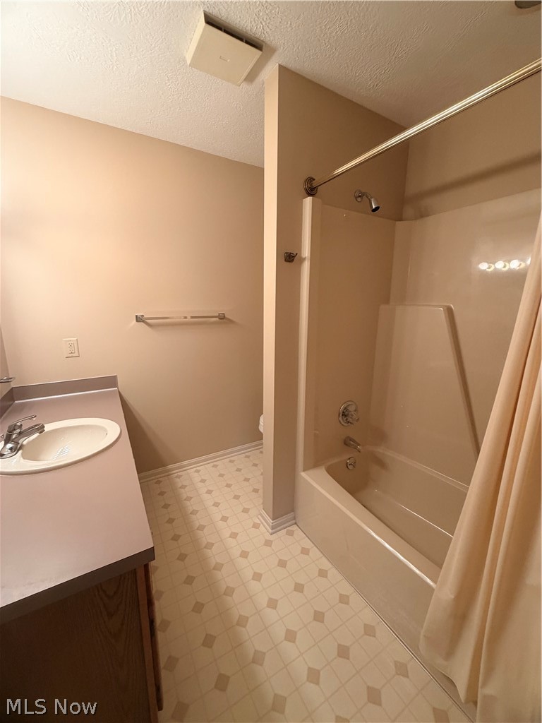 140 Holl Road NE North Canton OH 44720