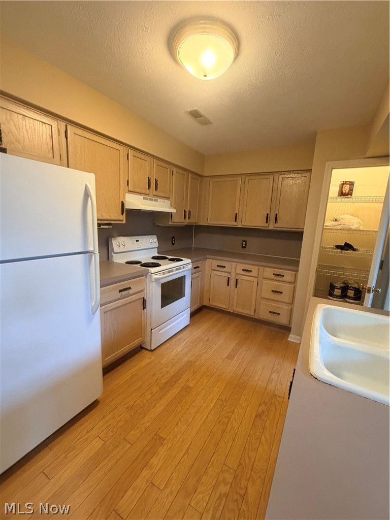 140 Holl Road NE North Canton OH 44720