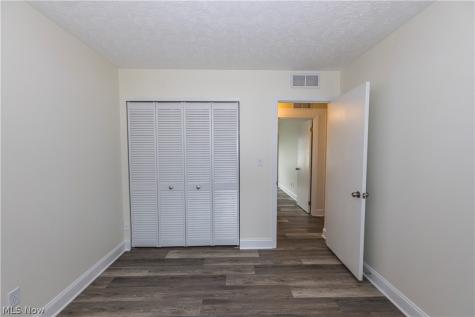 2033 Carlile Drive Uniontown OH 44685