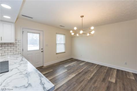 2033 Carlile Drive Uniontown OH 44685