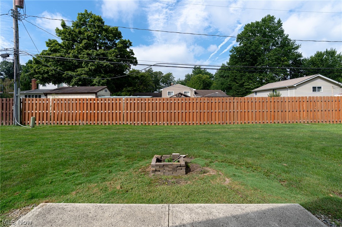 9304 Fernwood Drive Olmsted Falls OH 44138