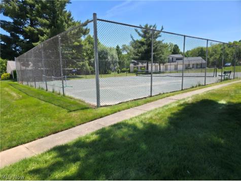 4915 Friar Road Stow OH 44224